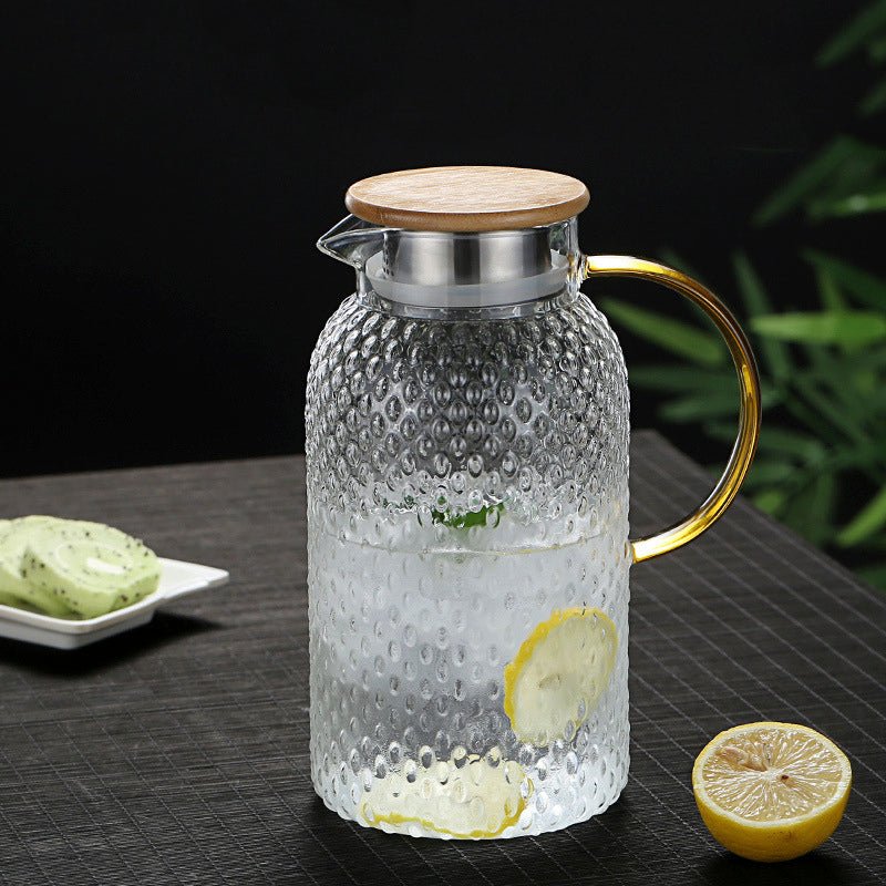Closora | Heat-Resistant Textured Glass Jug with Bamboo Lid – Elegant Serving Pitcher for Hot & Cold Drinks