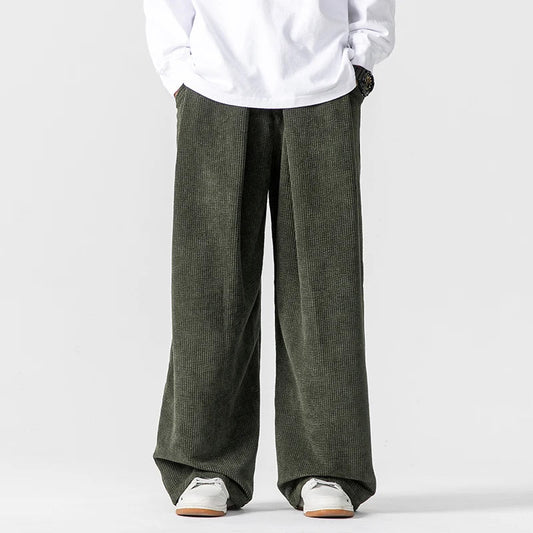 Image of Men's Wide Leg Pleated Pants