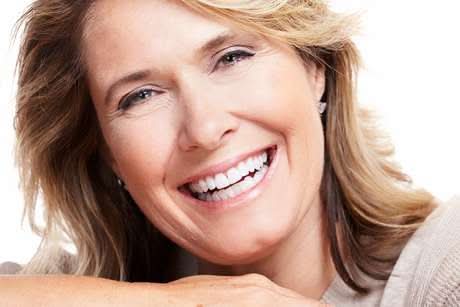 SmileFlex Dental Prosthesis with White Veneers