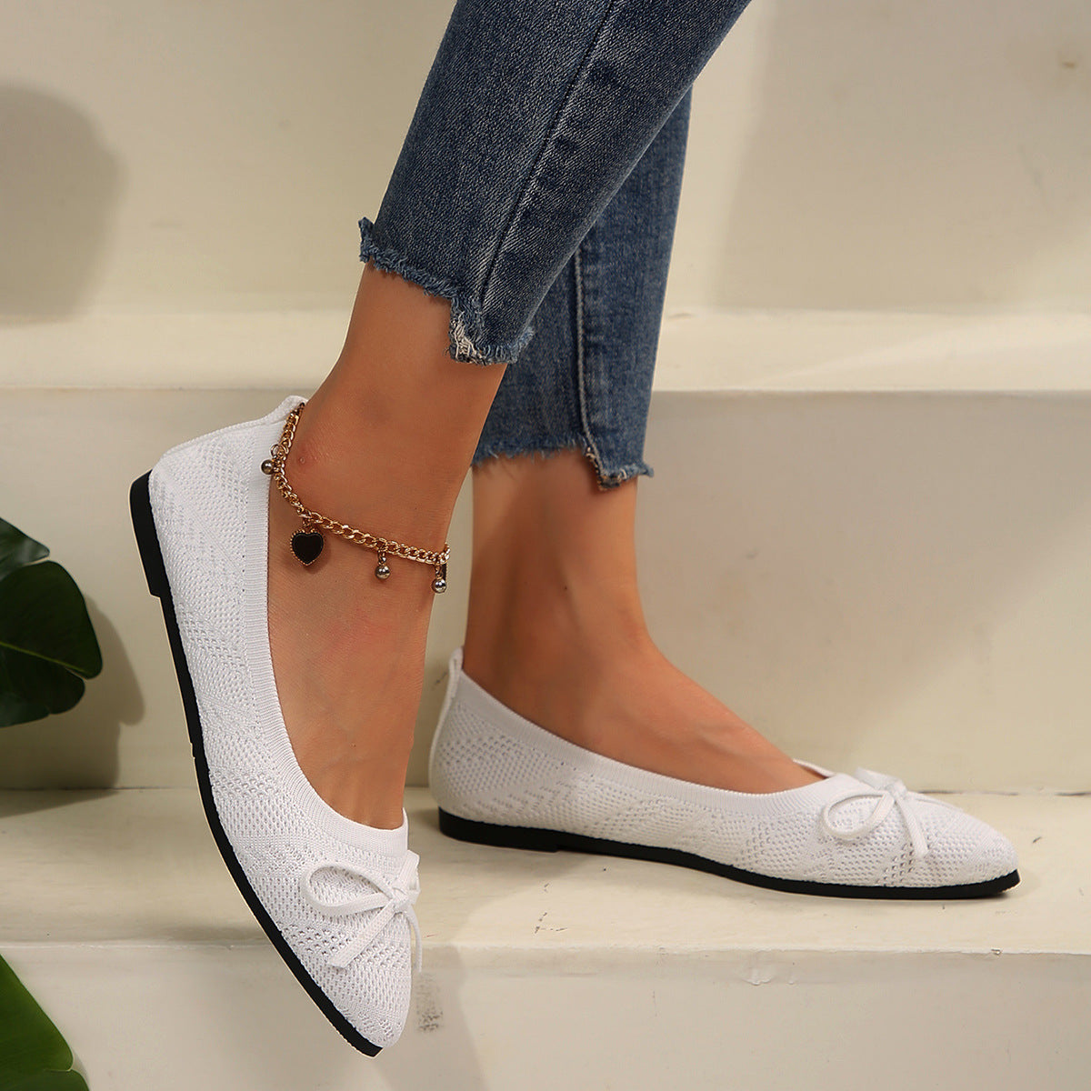 Image of Women's Pointed Toe Ballet Flats
