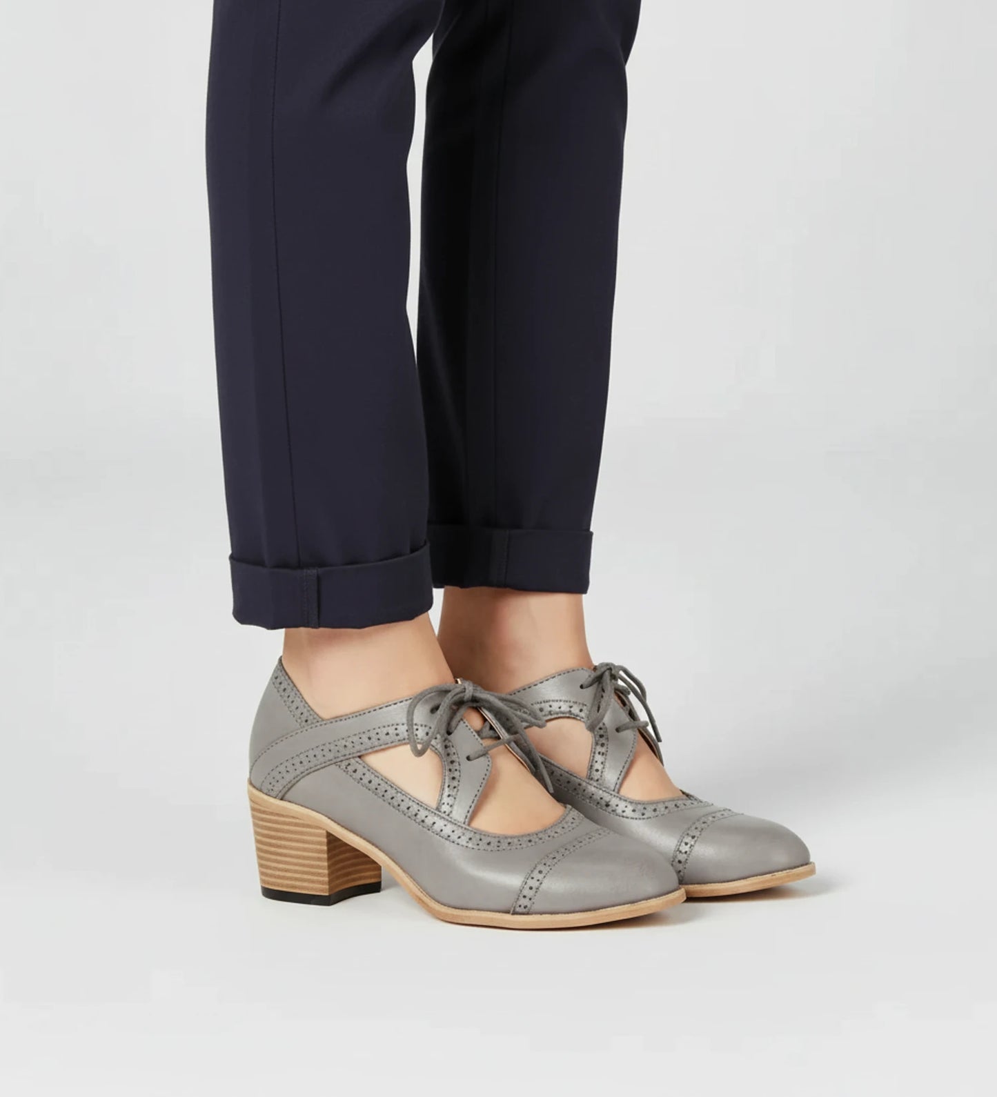 Women's Lace-Up Block Heel Oxford Pumps image