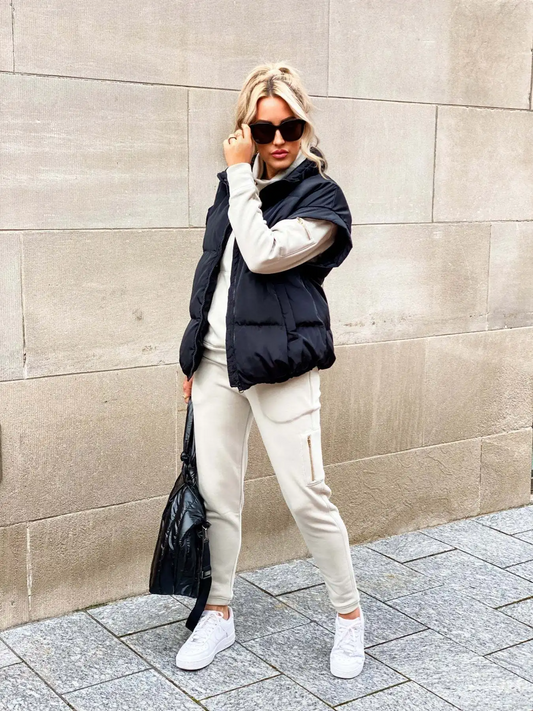 Women's Quilted Sleeveless Jacket - Image 1