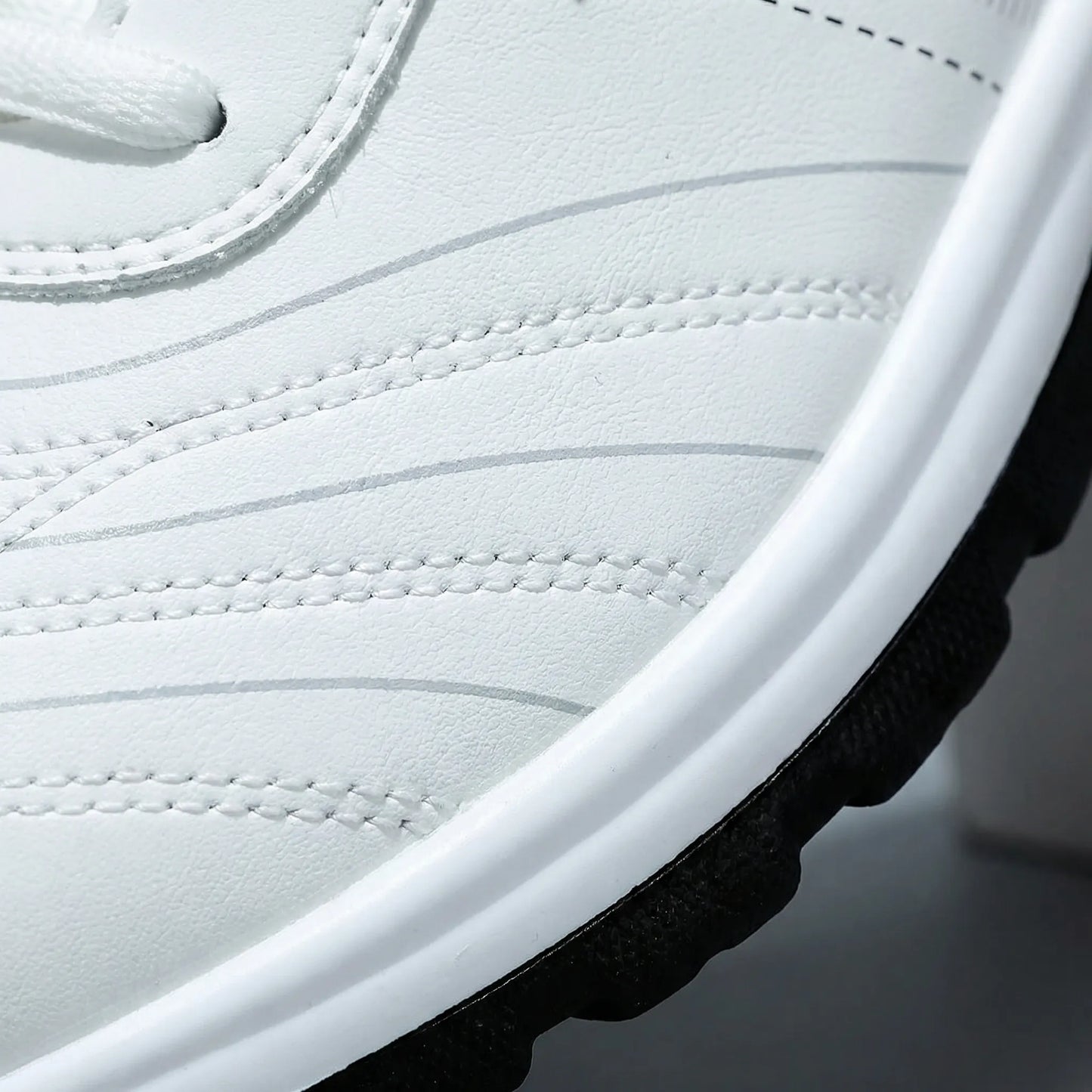 Avelor - Low Profile Men's Trainer