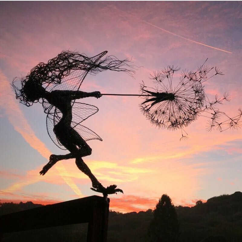 Closora | Enchanting Fairy Garden Sculptures: Dreamy Lawn Decoration
