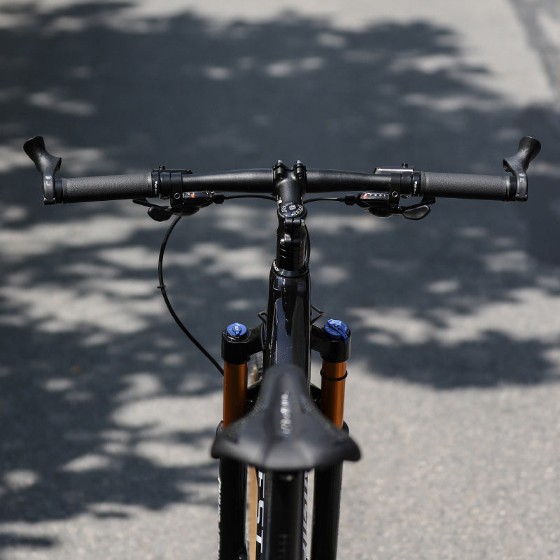 Closora | Ergonomically Designed Bicycle Grips (1 pair)