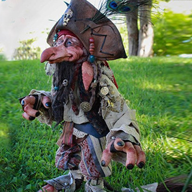 Closora | Garden Large Goblin