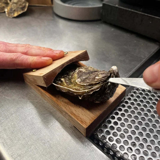 Closora | Premium Wood Handle Oyster Shell Opener Clamp