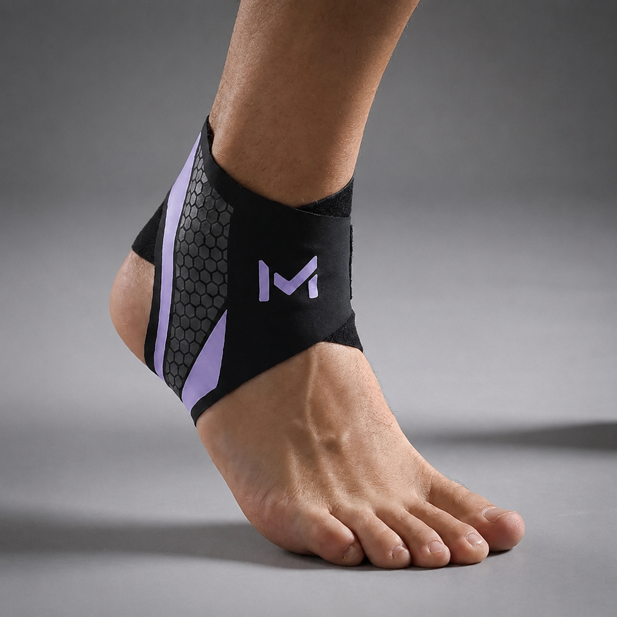Closora | StrideSentry Adjustable Ankle Support Sleeve