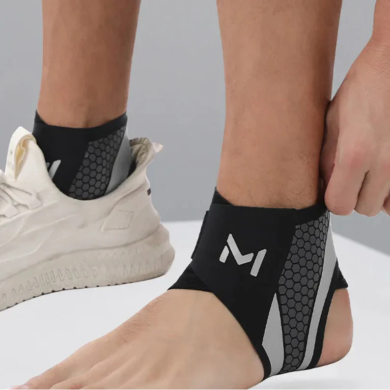 Closora | StrideSentry Adjustable Ankle Support Sleeve