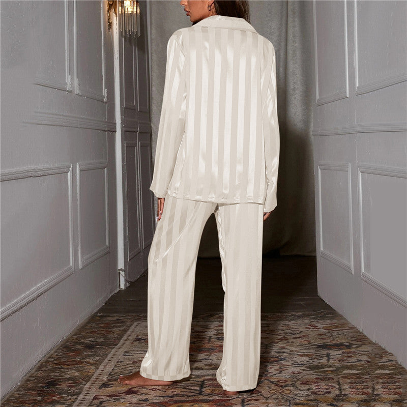 Closora | Stylish Silk Pajamas for Women