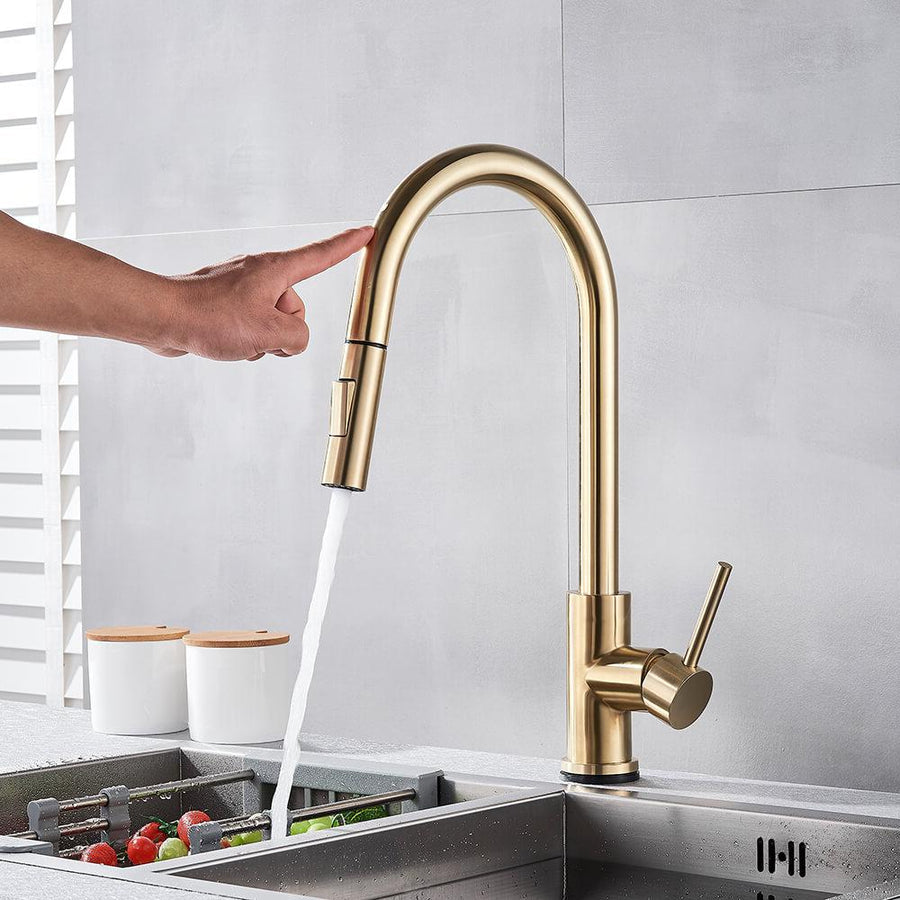 Closora | TouchTech Pull-Out Kitchen Tap – Sensor Touchless Mixer Tap with Flexible Spout | Modern Brass Faucet