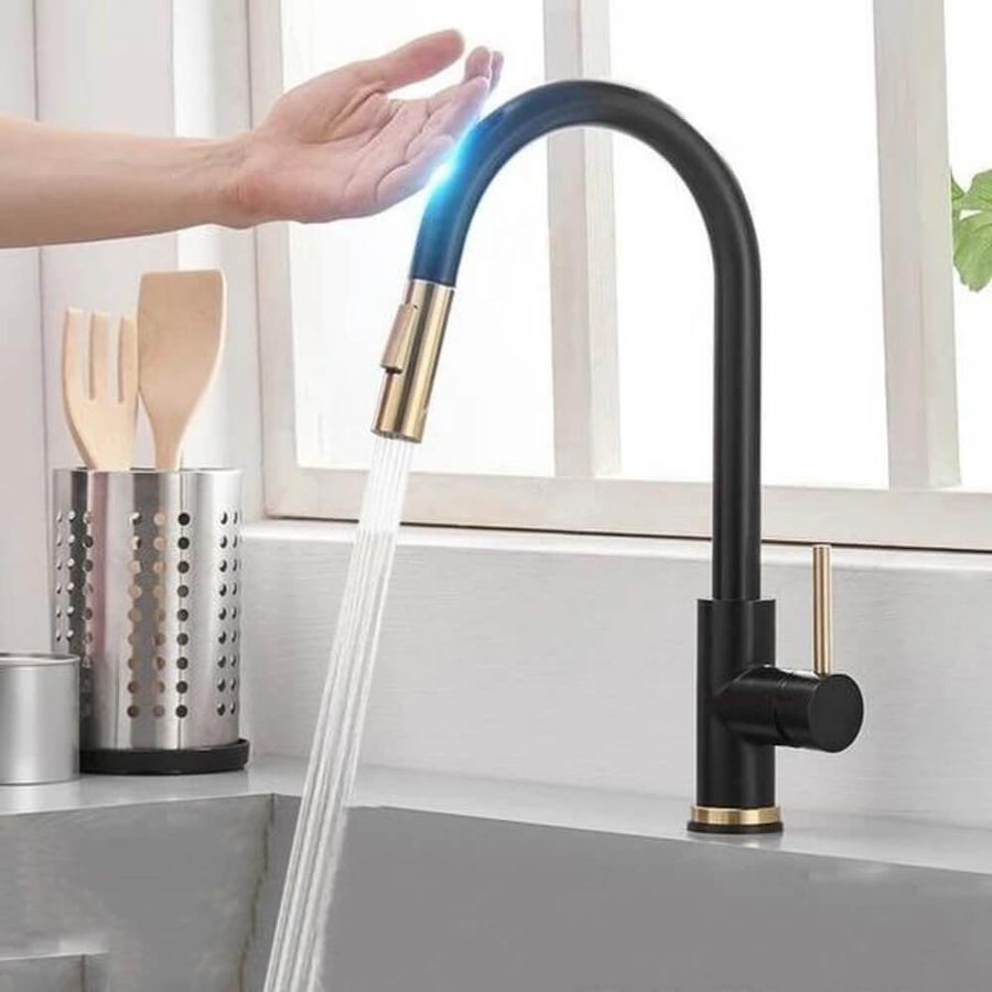Closora | TouchTech Pull-Out Kitchen Tap – Sensor Touchless Mixer Tap with Flexible Spout | Modern Brass Faucet