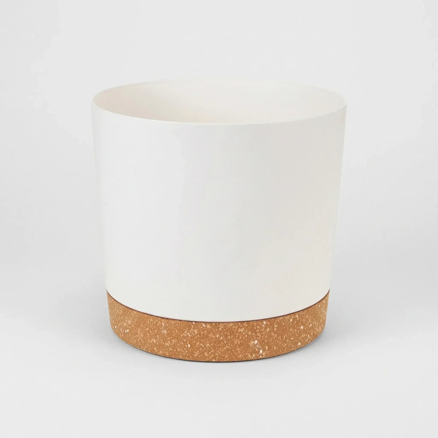 Closora | Verdara Large Lightweight Pot With Drainage Holes