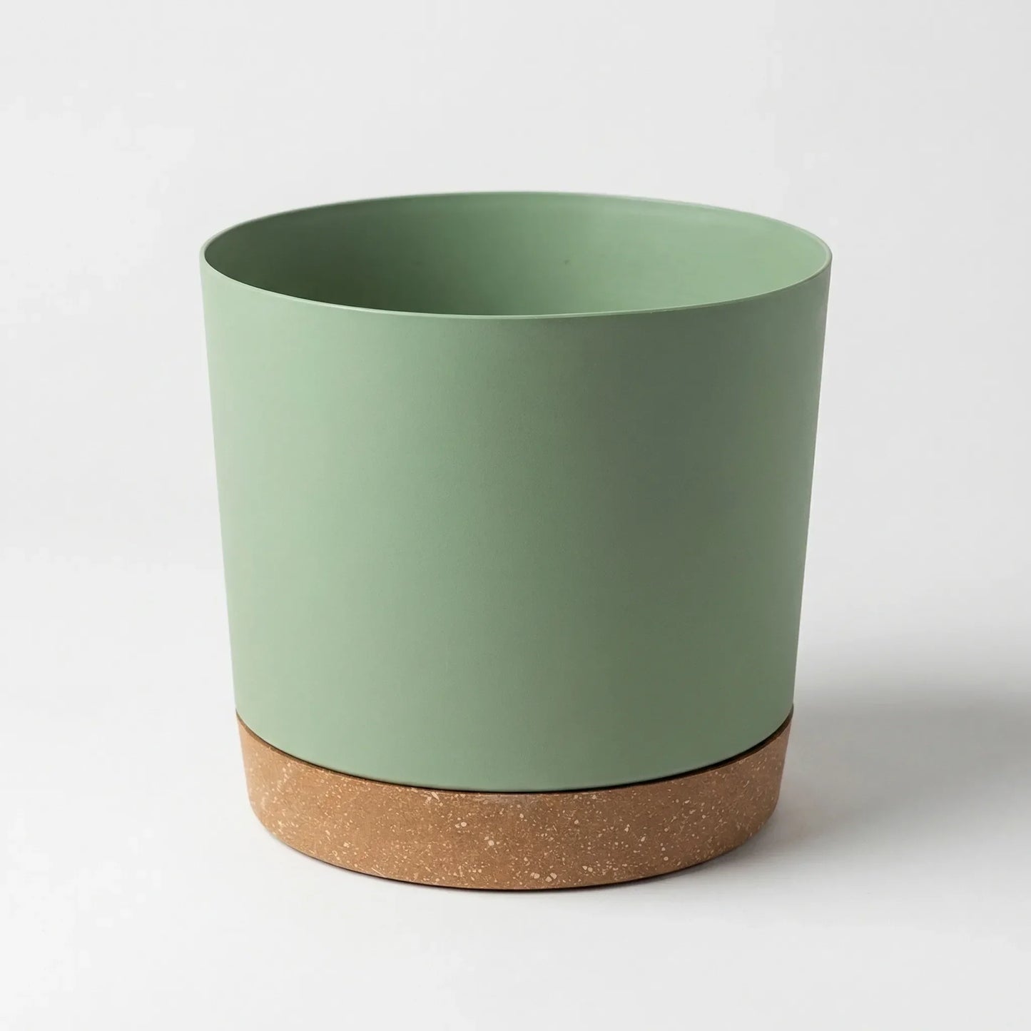 Closora | Verdara Large Lightweight Pot With Drainage Holes