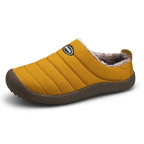 Comfortable Men's Slippers - Warmly Lined for Winter Days