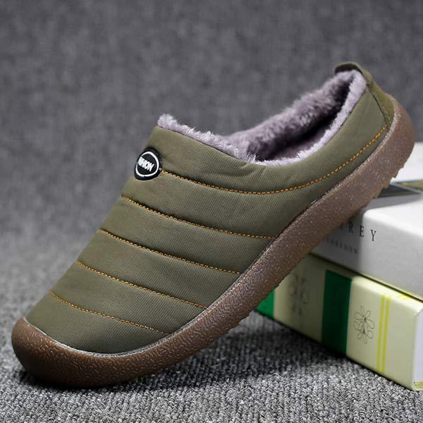 Comfortable Men's Slippers - Warmly Lined for Winter Days