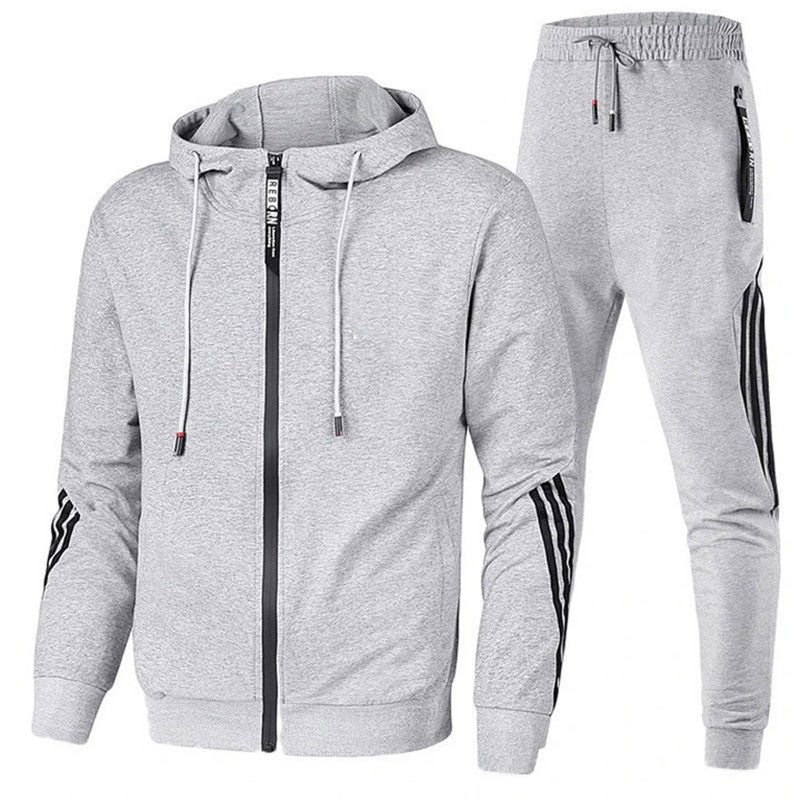 Comfortable Training Suit - Sporty and Versatile