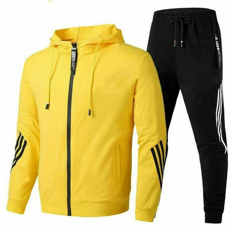 Comfortable Training Suit - Sporty and Versatile