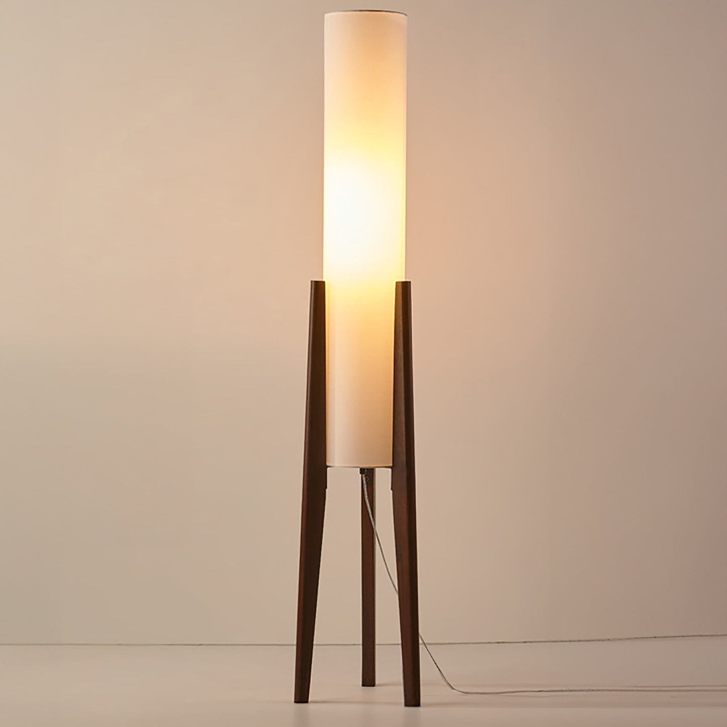 Floor Lamp in Walnut - Modern & Retro Design | Art Lamp
