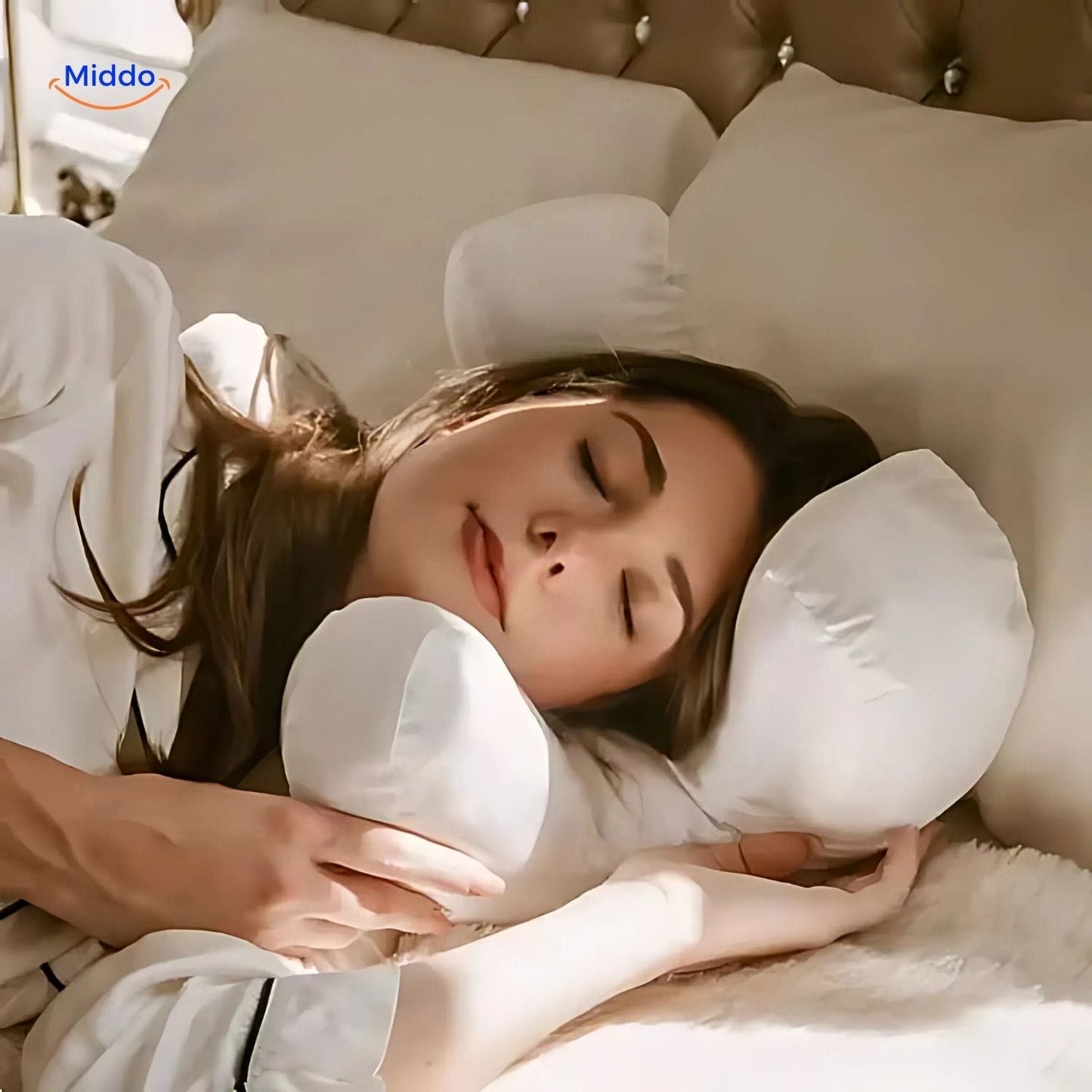 Glow™ Pillow | Anti-Wrinkle Comfort for Radiant Skin!