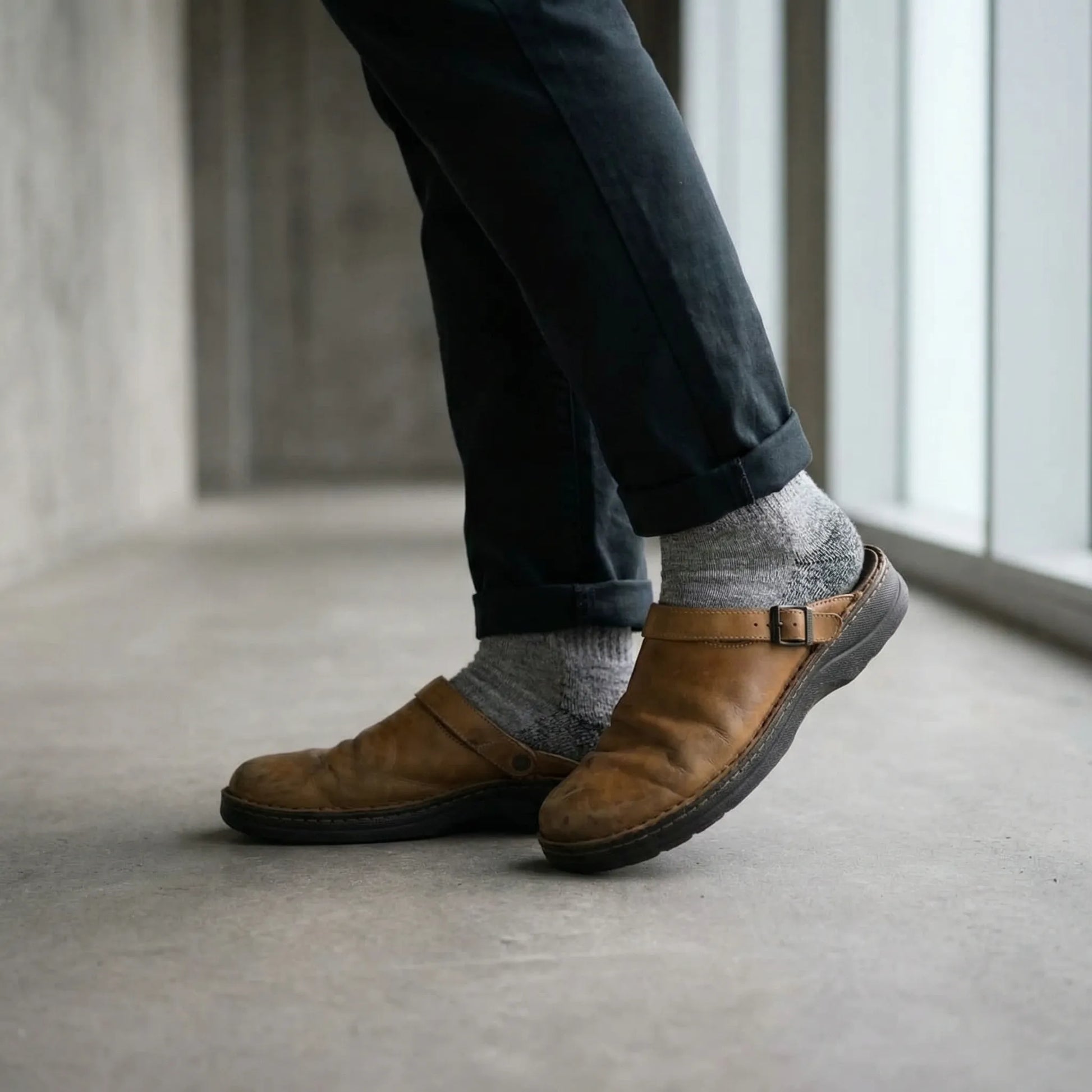 Henrikoze - Men's Slip On Clogs