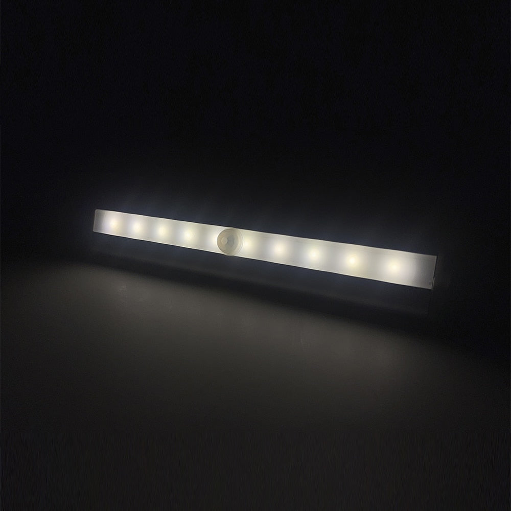 LED Cabinet Light with Sensor - Warm White - 200 Lumen