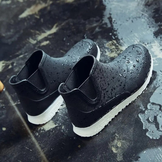 Lightweight, Durable and Waterproof Men's Rain Boots