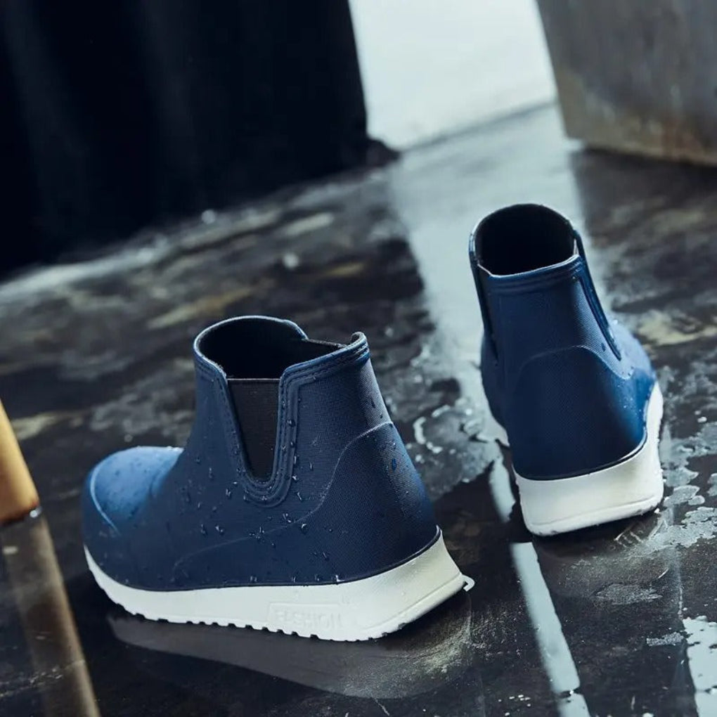 Lightweight, Durable and Waterproof Men's Rain Boots