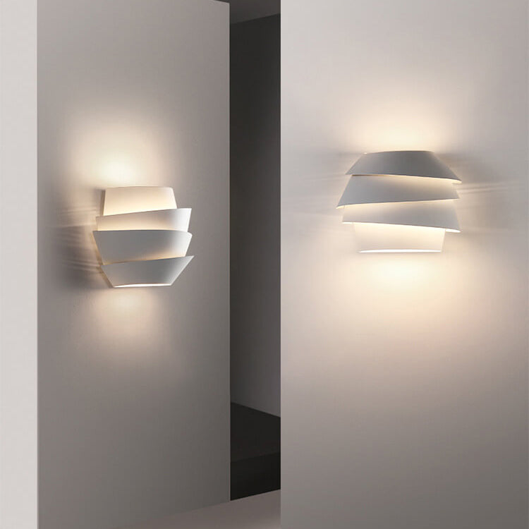 Luminique - Scandinavian Wall Lamp with Double Light Points Made of Iron