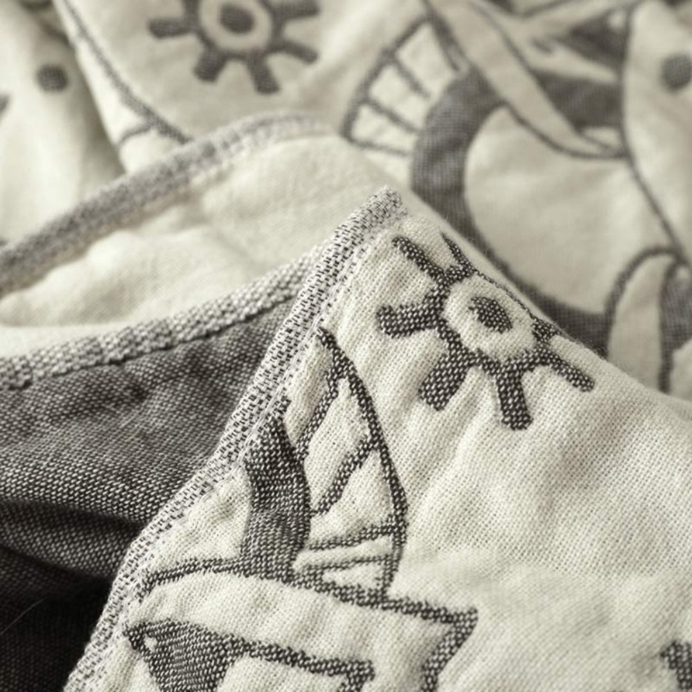 Mandala Pattern Reversible Cotton Blanket