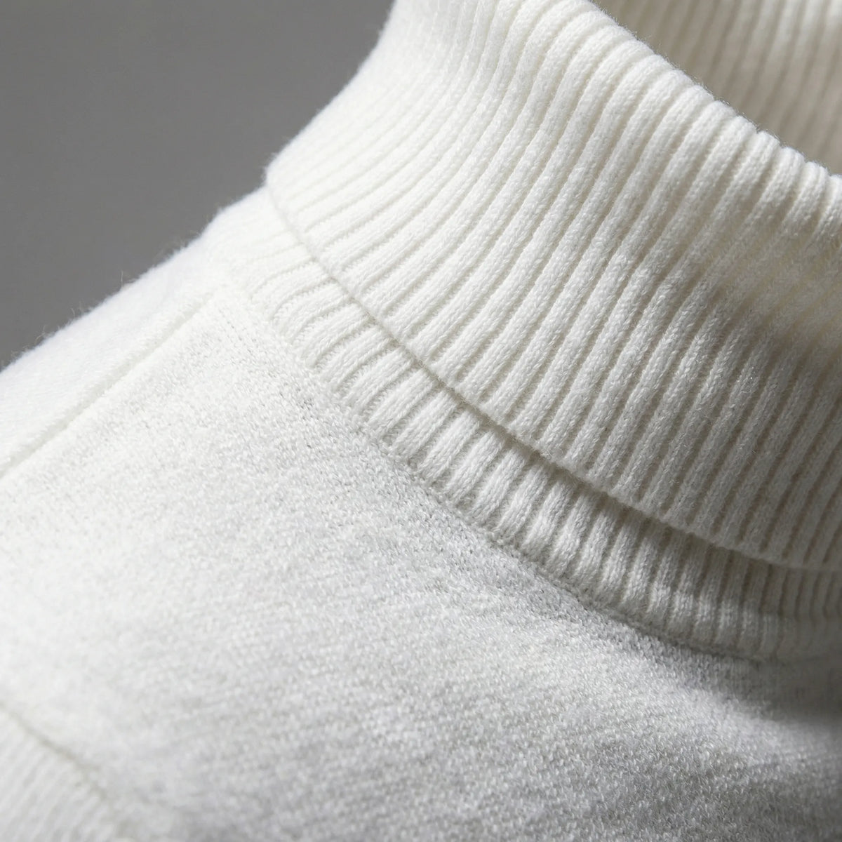 Men's Slim-Fit Turtleneck Jumper