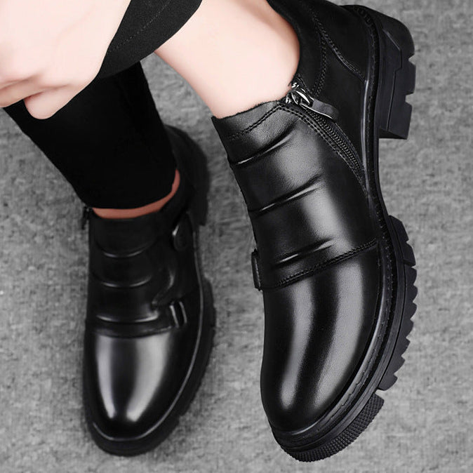 Image of Men's Buckle Lug Sole Loafers