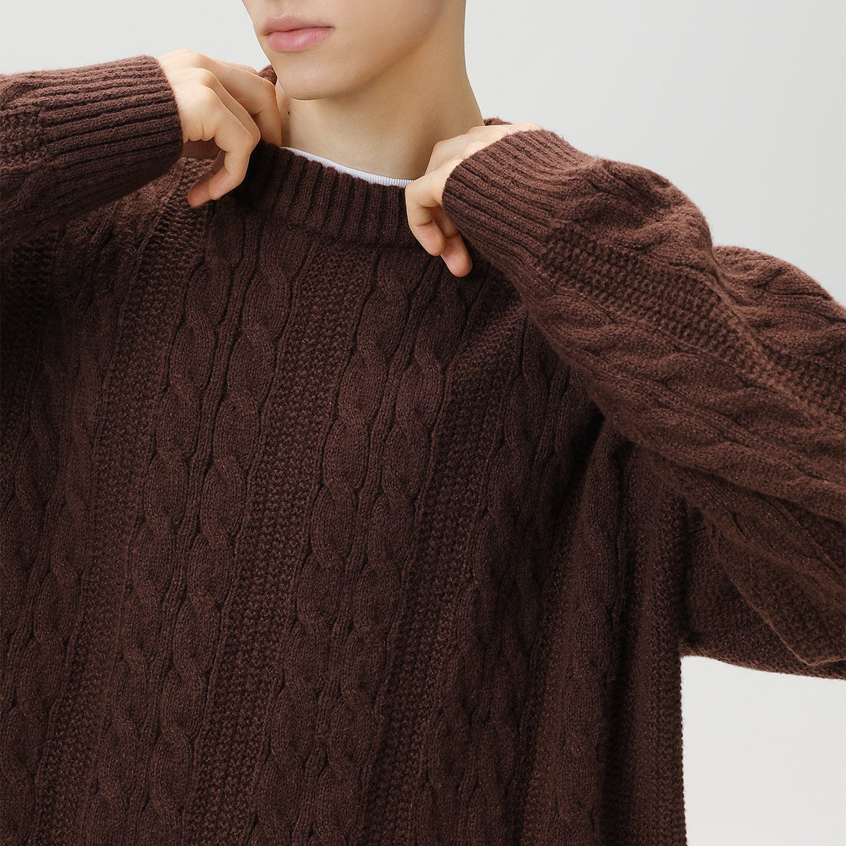 Image of Men's Cable Knit Crew Neck Sweater