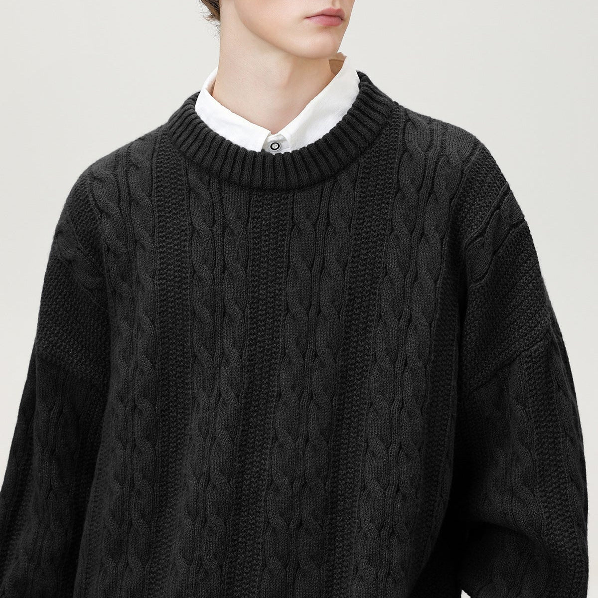 Image of Men's Cable Knit Crew Neck Sweater