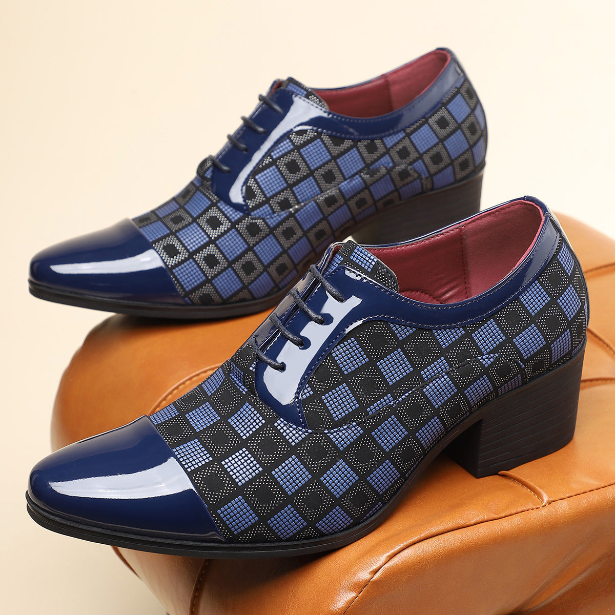 Image of Women's Heeled Lace-Up Oxfords