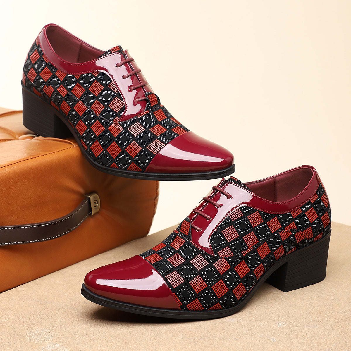 Image of Women's Heeled Lace-Up Oxfords