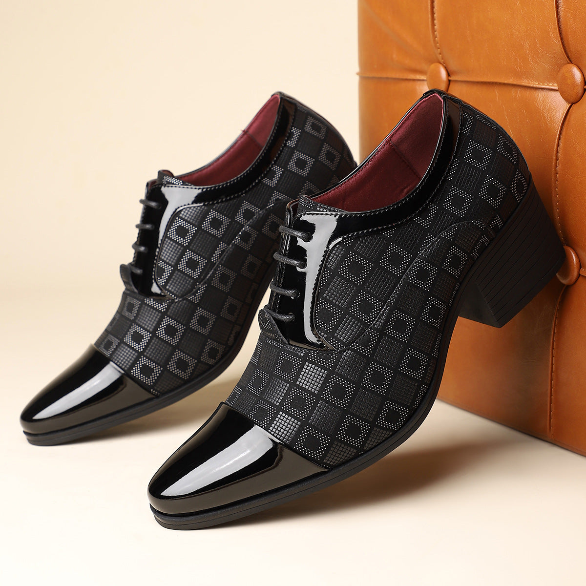 Image of Women's Heeled Lace-Up Oxfords