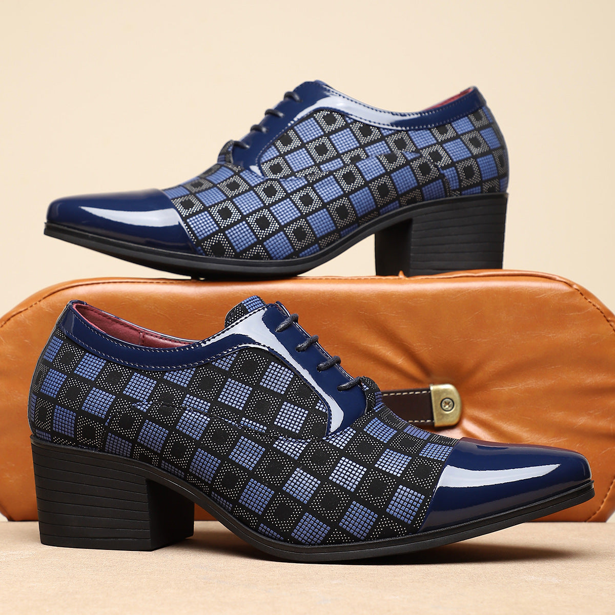 Image of Women's Heeled Lace-Up Oxfords