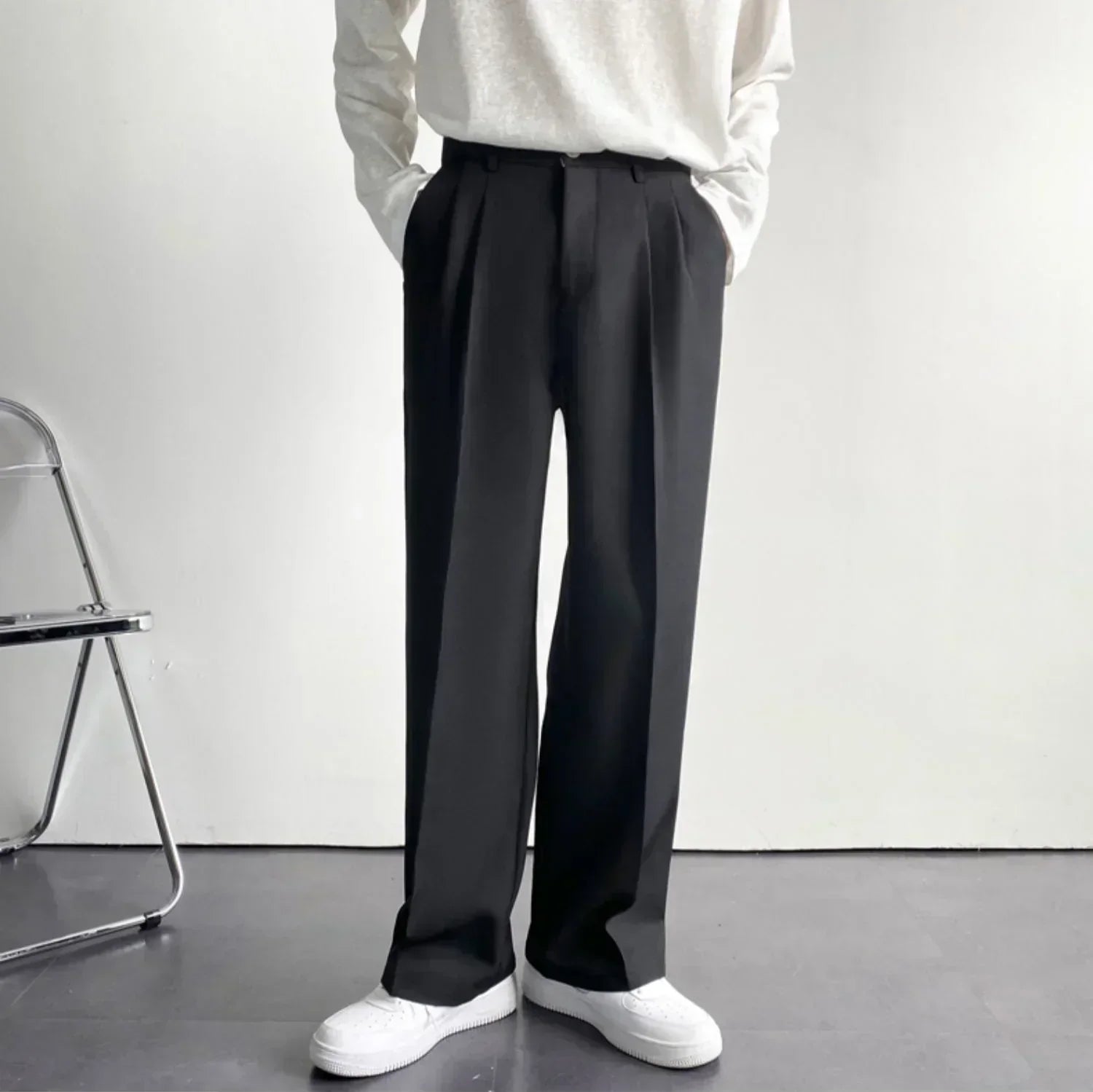 Image of Men's Pleated Wide Leg Dress Pants