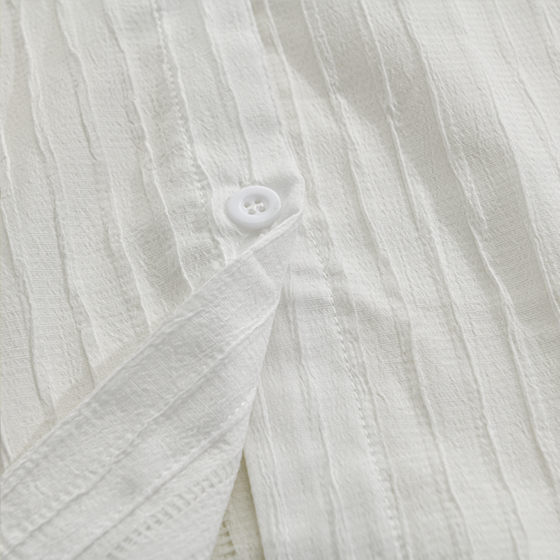 Image of Men's Slim-Fit Button-Down Shirt