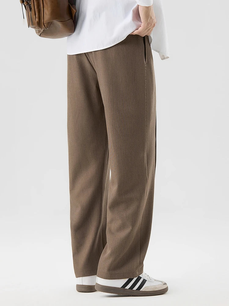 Image of Men's Wide Leg Pleated Pants