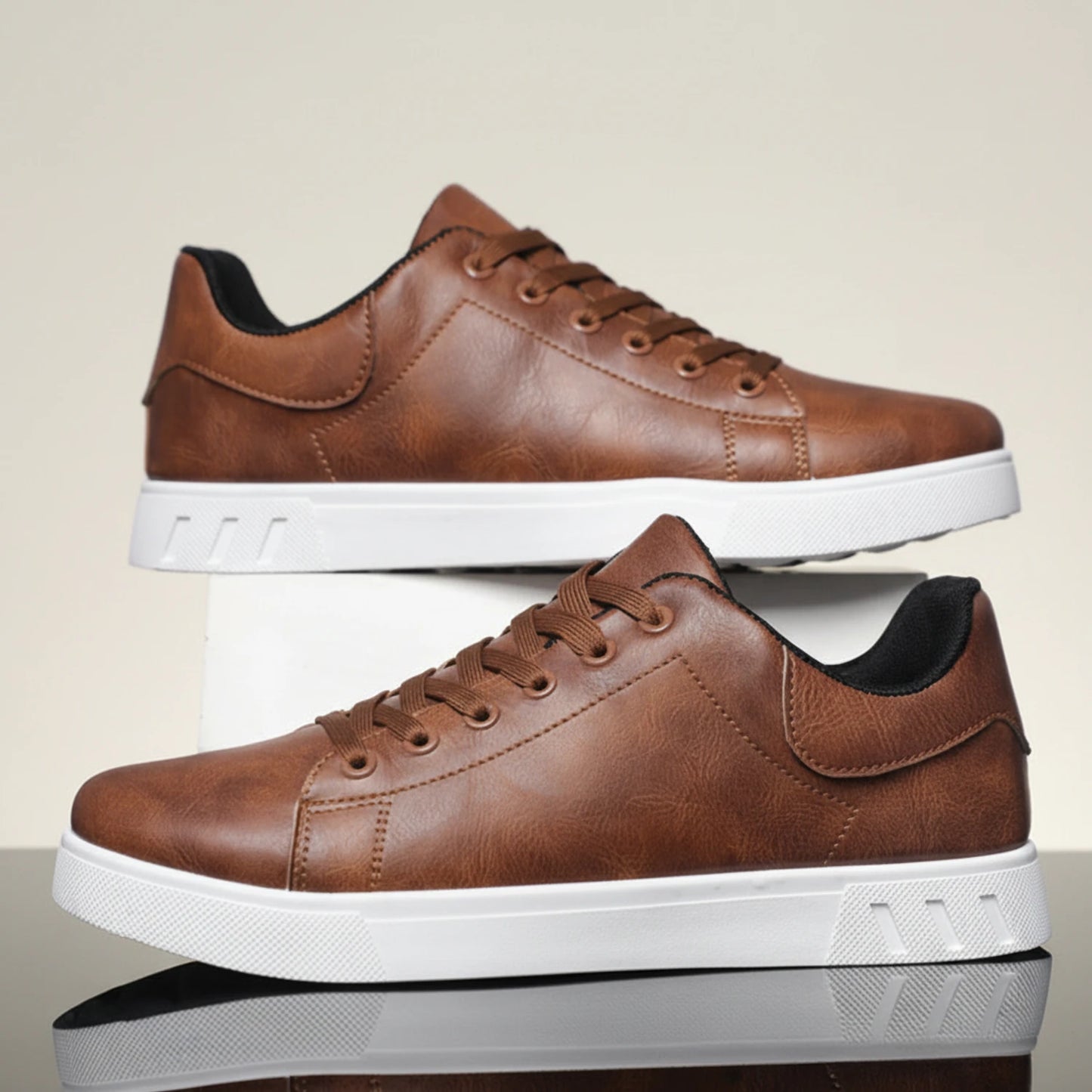 Men's Casual Low Top Sneakers