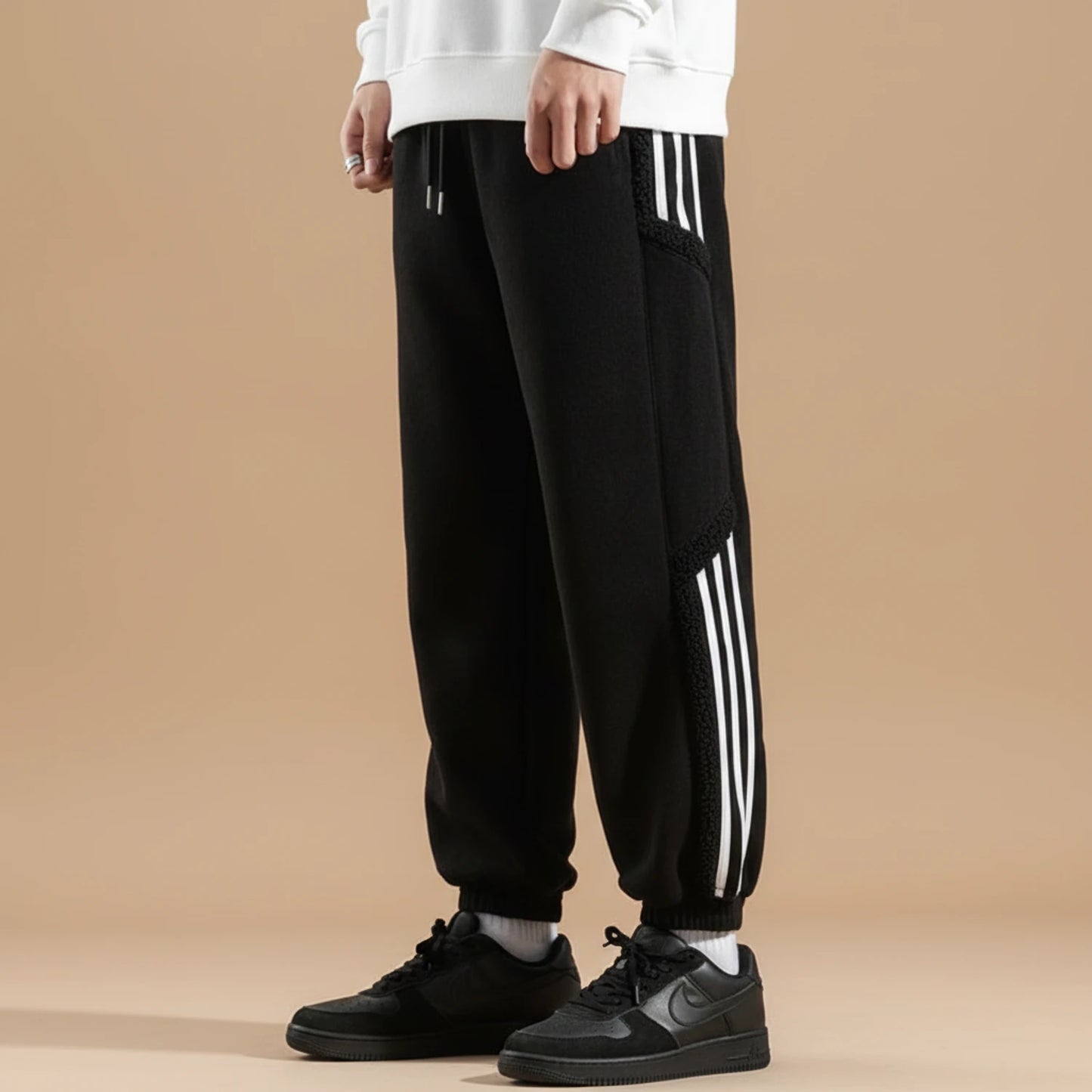 Men's Relaxed Fit Striped Pants