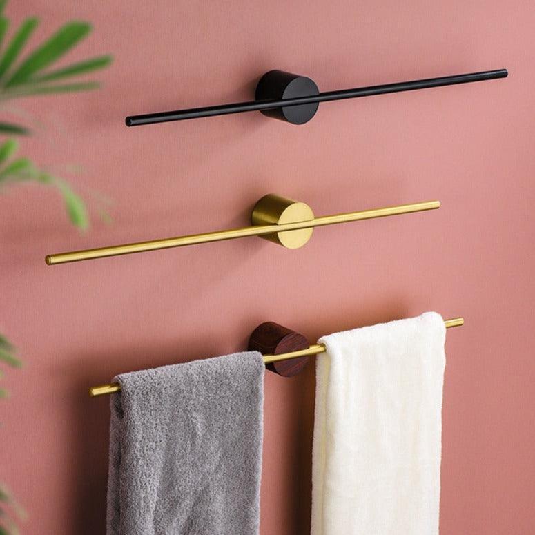 Modern Metal Towel Rack Stand with Adjustable Rod – Elegant Design for the Bathroom