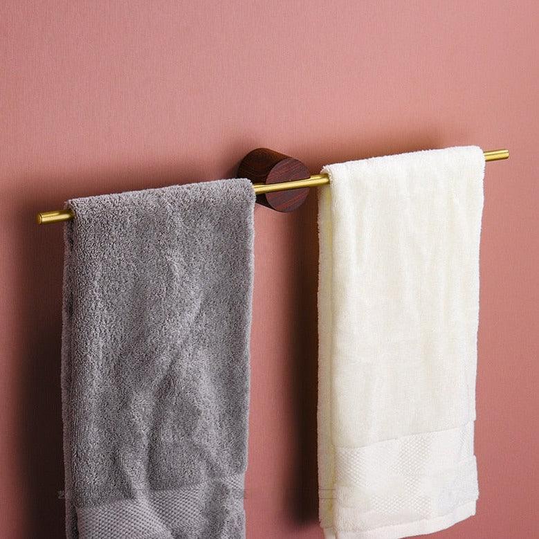 Modern Metal Towel Rack Stand with Adjustable Rod – Elegant Design for the Bathroom