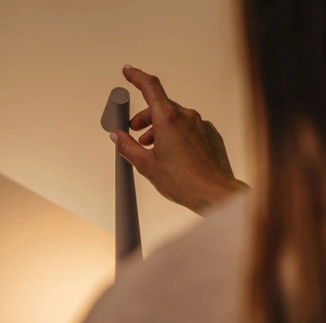 Nordic Minimalistic Design Mood Lamp | Wireless | LED | Reading Lamp | Dinner Lamp