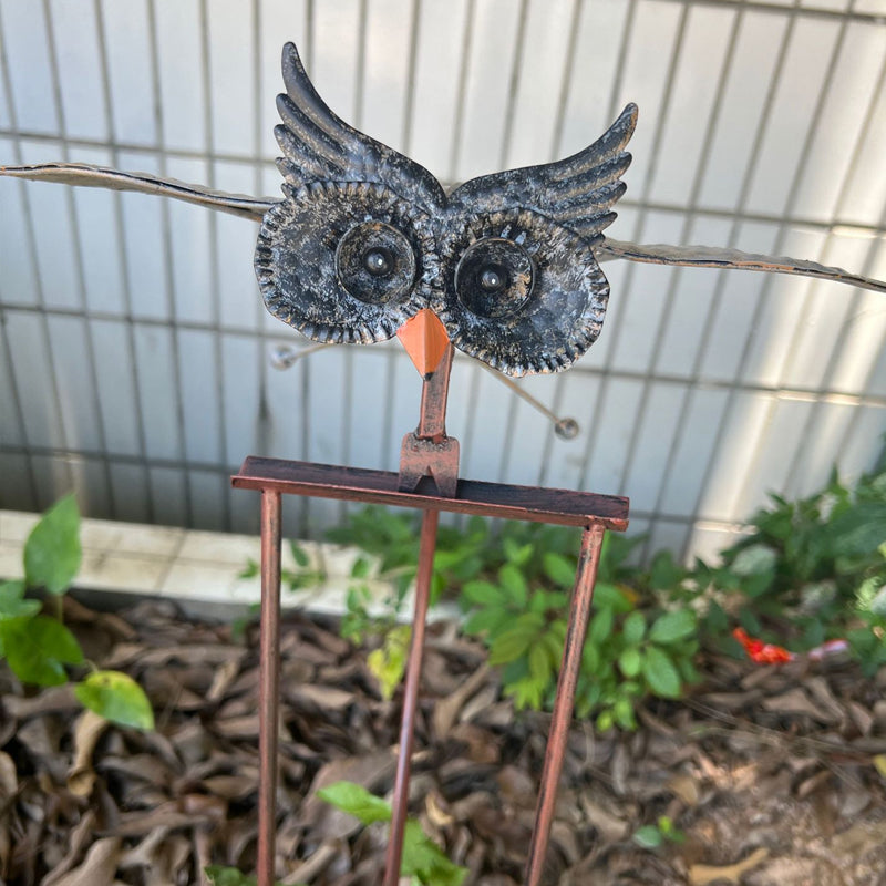 Outdoor Garden Decoration: Eagle and Owls in Metal