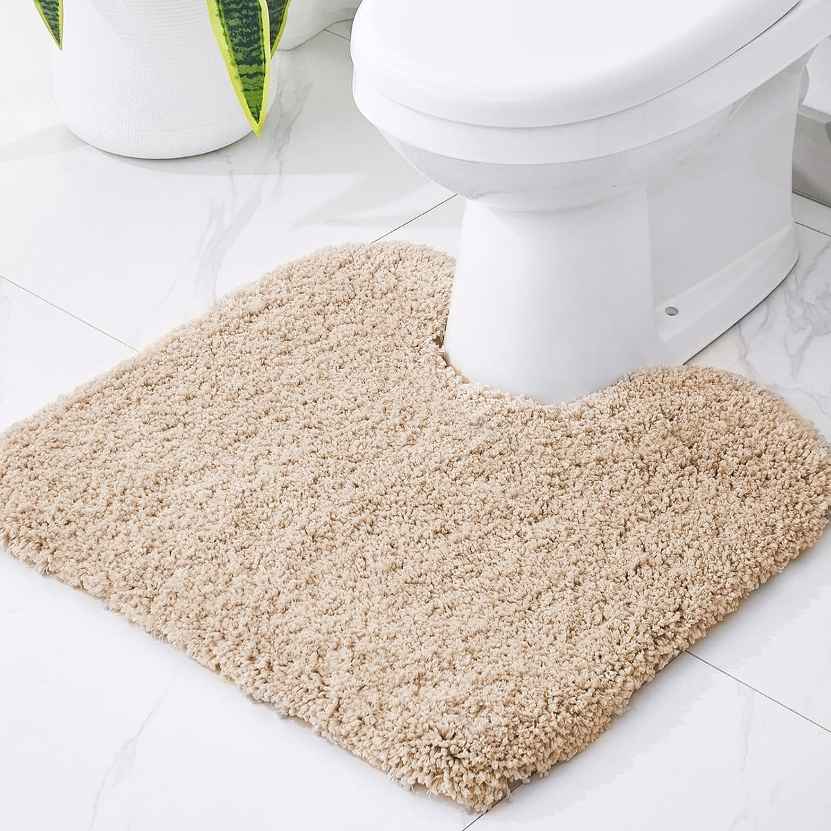 Plush Bathroom Contour Toilet Mat
