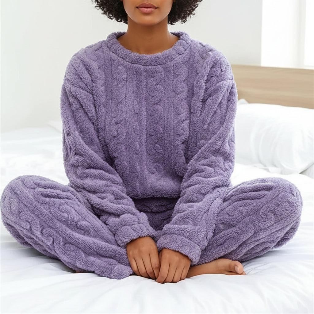 Women's Long-Sleeve Relaxed Fit Pajama Set