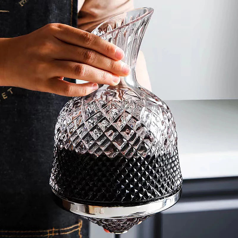 Rotating Crystal Decanter at a High Level – luxurious and elegant design – rotating function for better aeration – ideal for whiskey and other spirits – made of high-quality crystal – a unique addition to the table